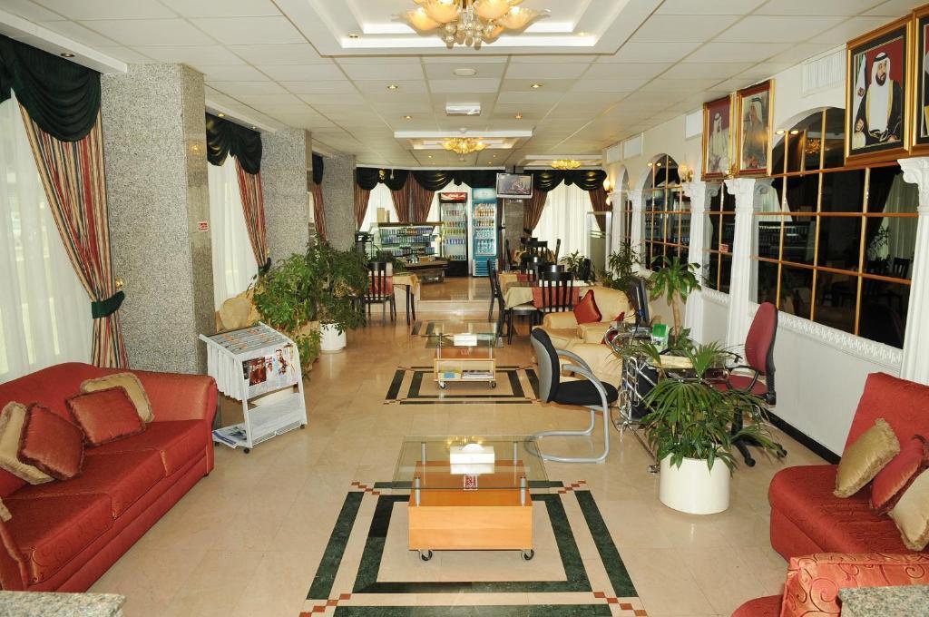 Liwa Plaza